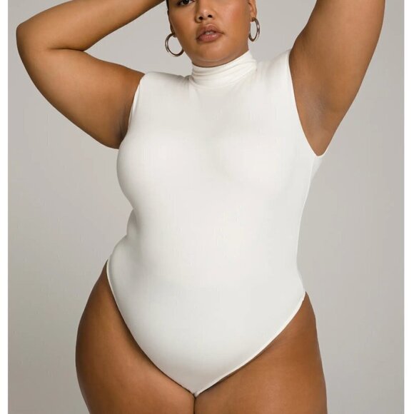 Good American Mock Neck Power Bodysuit Ivory - Picture 1 of 4